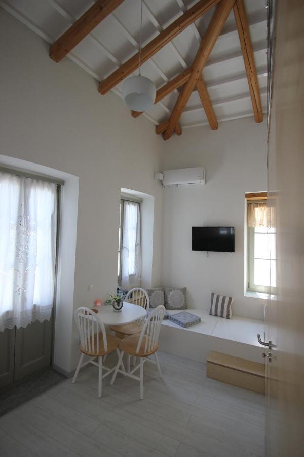 L Anima Boutique Suites สเกียธอสทาวน์ ภายนอก รูปภาพ
